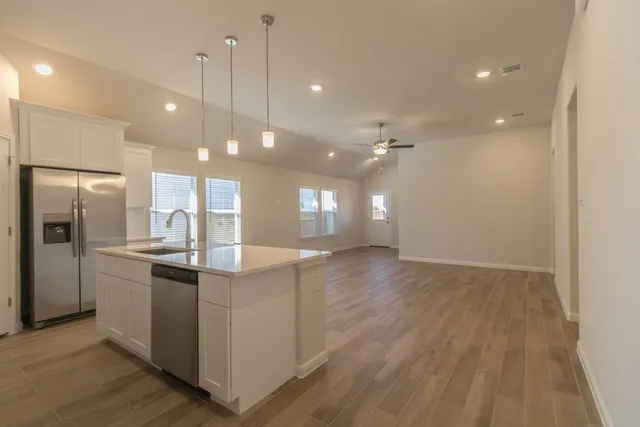 $1,895 | 205 Windstar Road, Liberty Hill, TX 78642