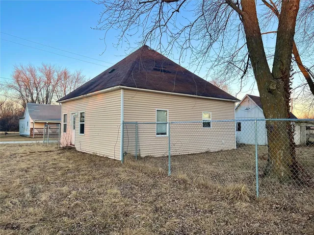 $35,000 | 702 South Broadway Street, Bellflower, MO 63333