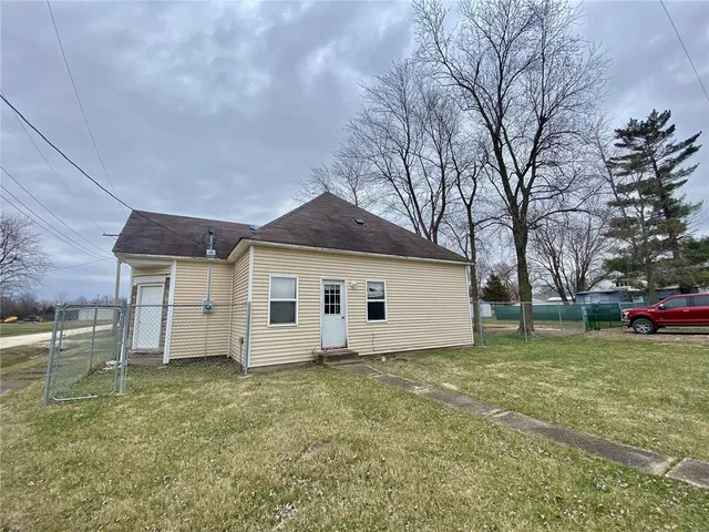 $35,000 | 702 South Broadway Street, Bellflower, MO 63333