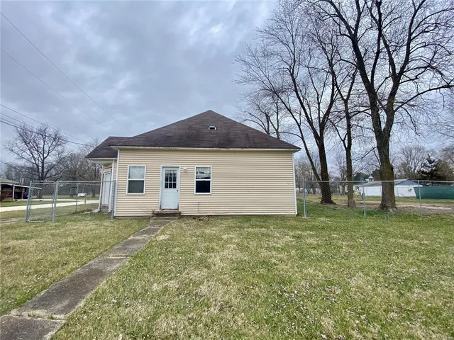 $35,000 | 702 South Broadway Street, Bellflower, MO 63333