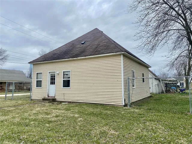 $35,000 | 702 South Broadway Street, Bellflower, MO 63333