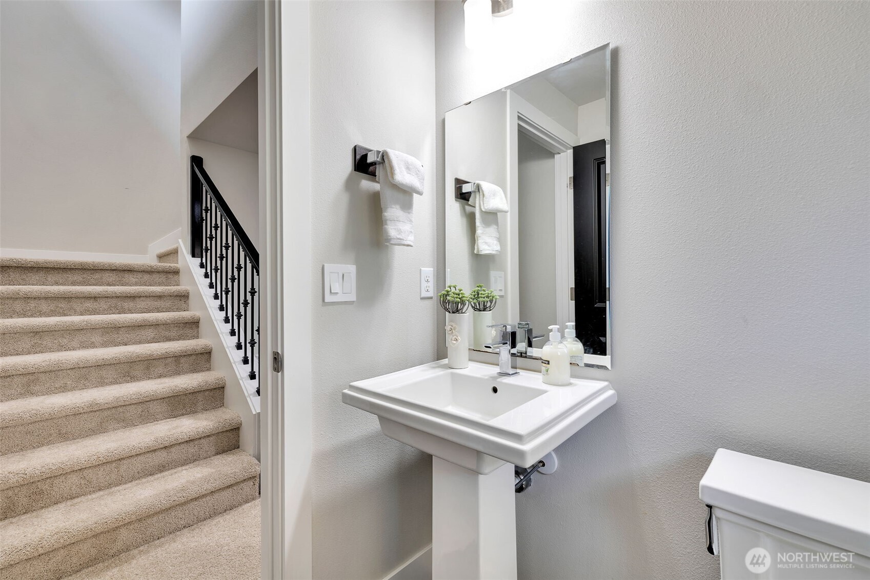 20513 Richmond Road Bothell, WA 98012 - Photo 15 of 40