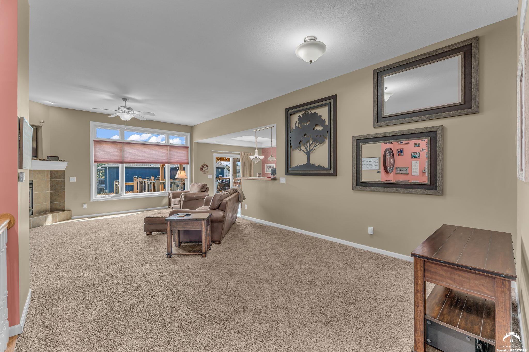 8455 Timber Ridge Drive De Soto, KS 66018 - Photo 16 of 52