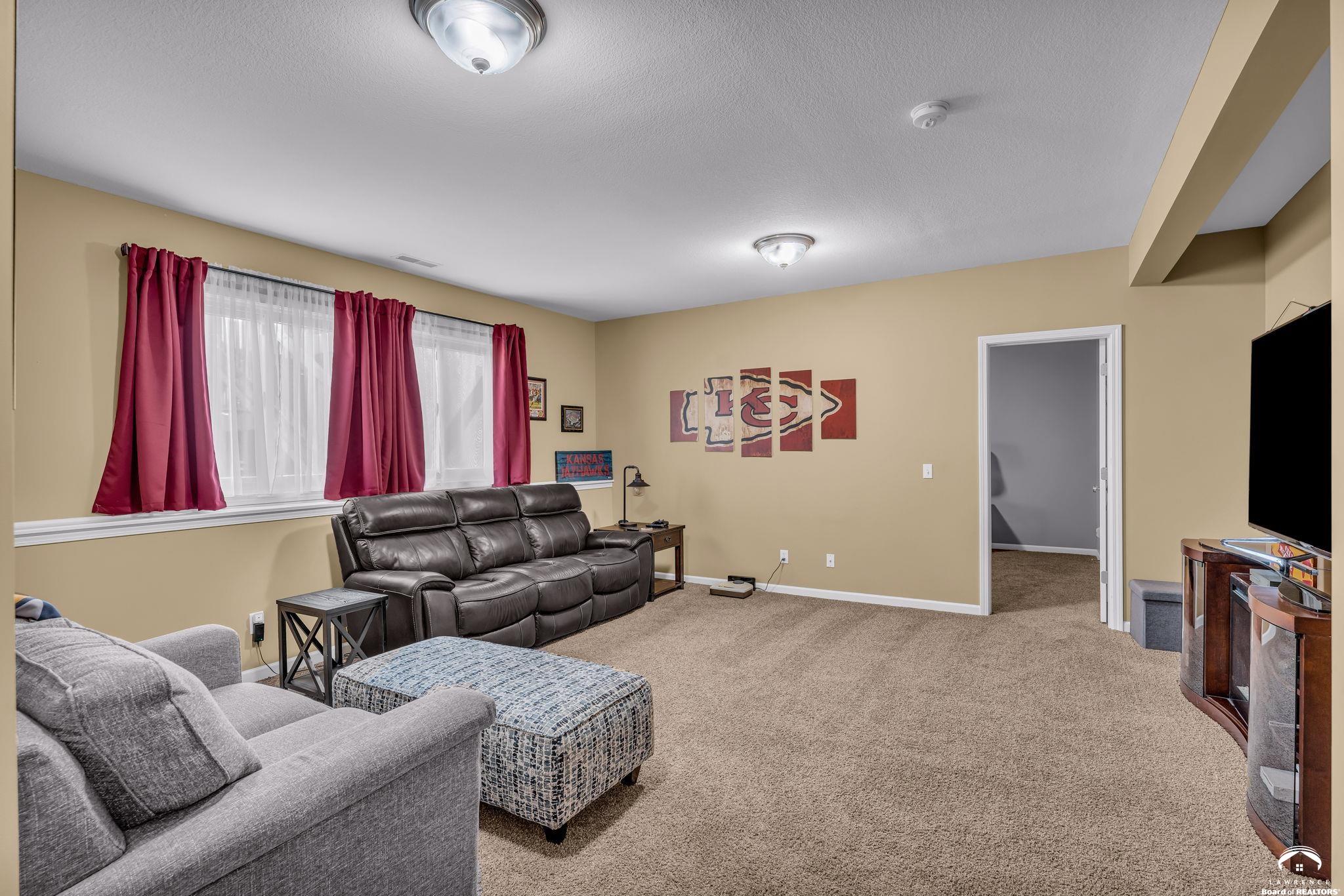 8455 Timber Ridge Drive De Soto, KS 66018 - Photo 35 of 52