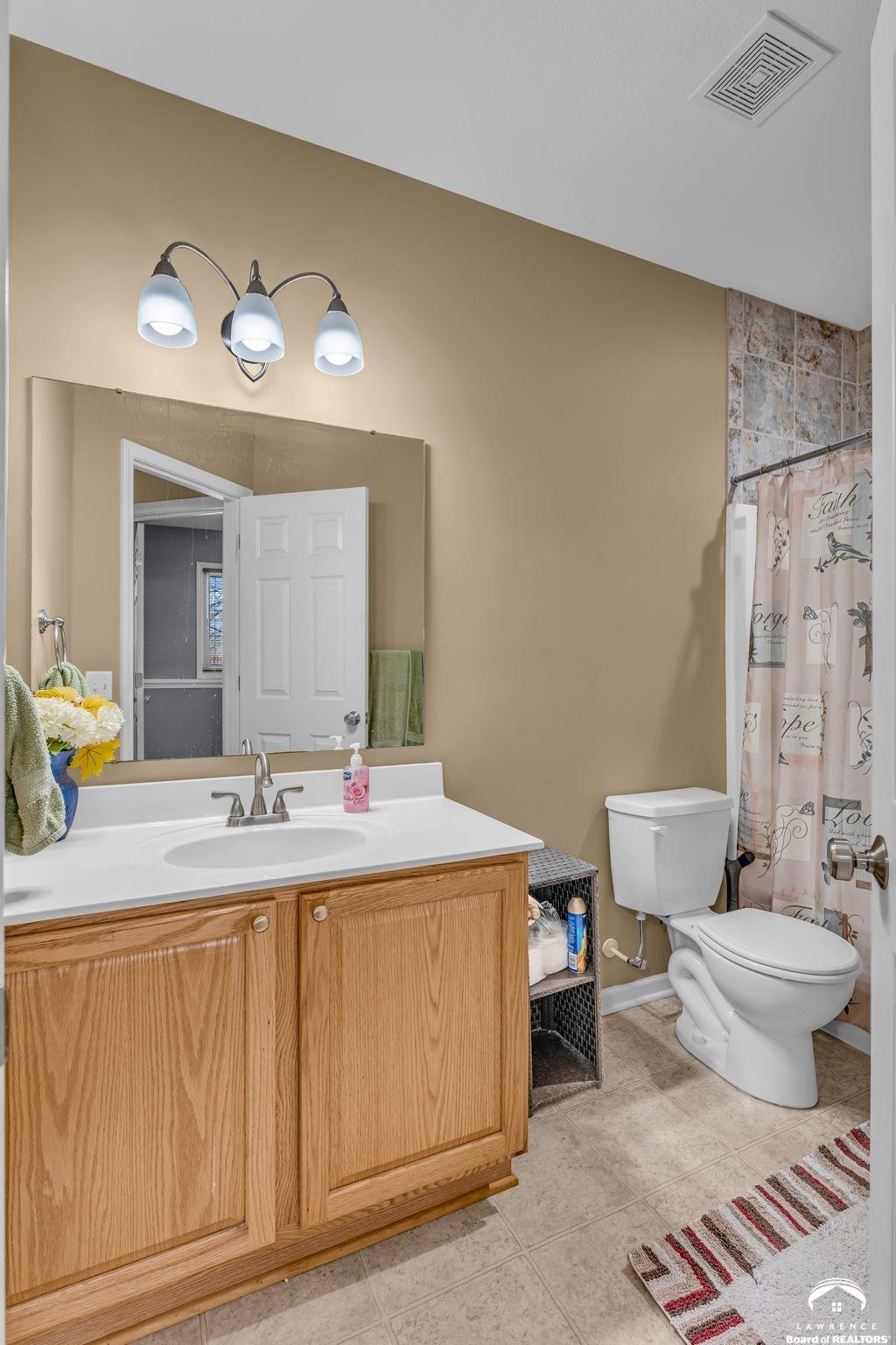 8455 Timber Ridge Drive De Soto, KS 66018 - Photo 41 of 52