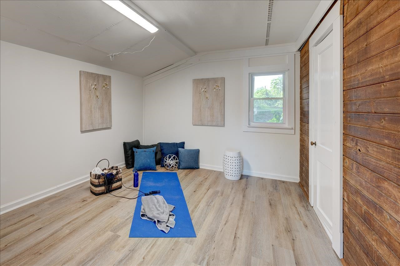 908 Mills Street Raleigh, NC 27608 - Photo 13 of 16 Photo 13