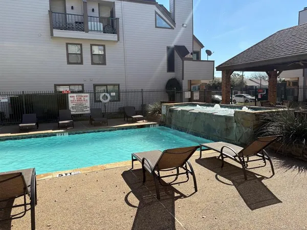 $149,500 | 2301 Basil Drive, Unit F211, Arlington, TX 76006