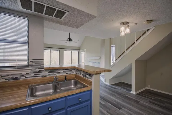 $149,500 | 2301 Basil Drive, Unit F211, Arlington, TX 76006