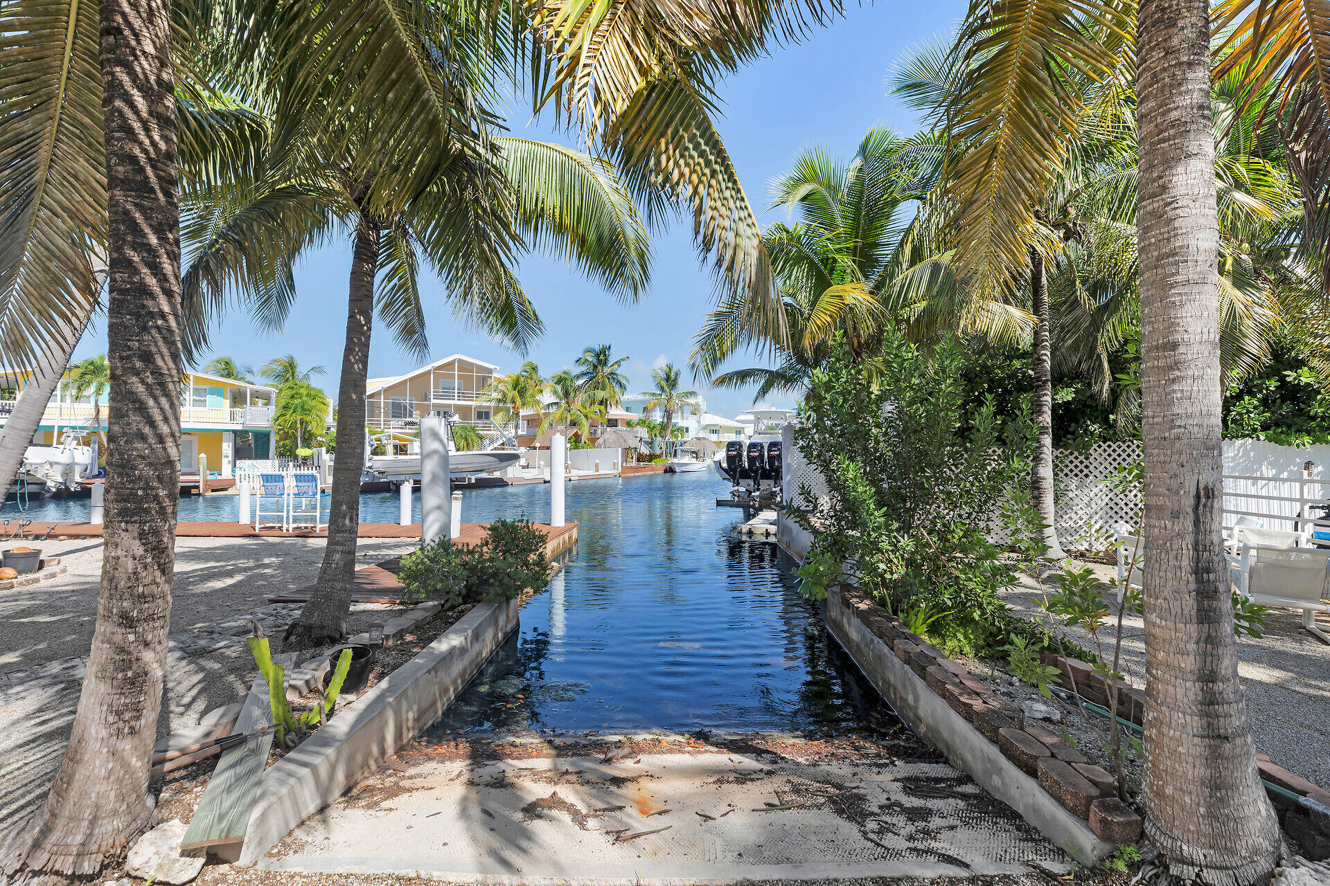Undisclosed Address Key Largo, FL 33037 - Photo 19 of 69 a view of outdoor space with lounge chair
