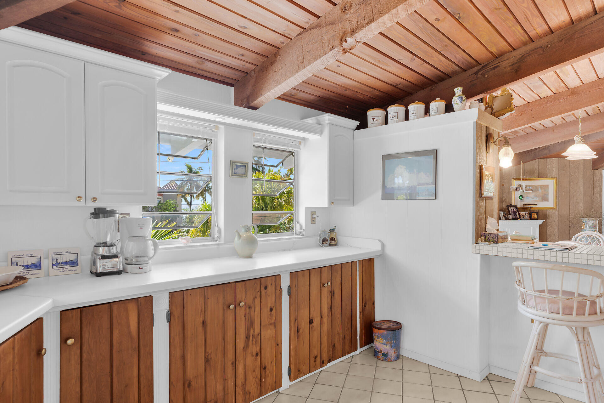 Undisclosed Address Key Largo, FL 33037 - Photo 36 of 69 Spacious with lots of cabinett space