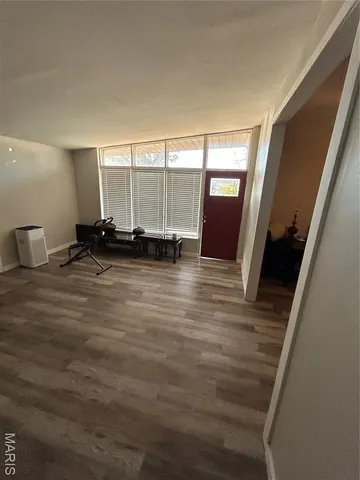 $125,000 | 2052 Sun Valley Drive, St. Louis, MO 63136