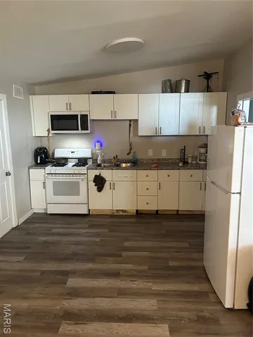 $125,000 | 2052 Sun Valley Drive, St. Louis, MO 63136