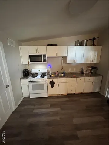 $125,000 | 2052 Sun Valley Drive, St. Louis, MO 63136