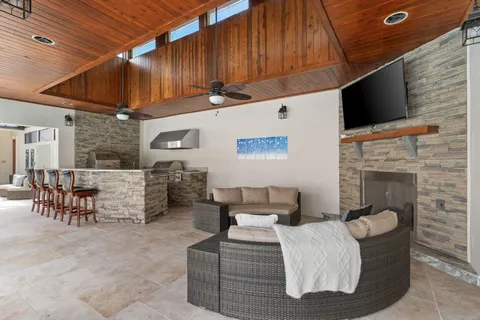 $3,575,000 | 434 Captains Circle, Destin, FL 32541