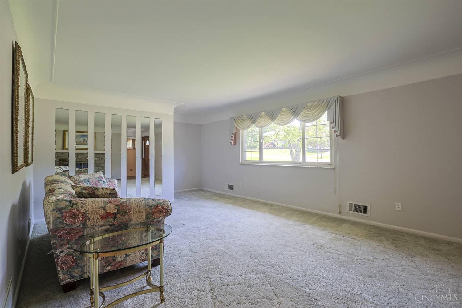724 Pine Ridge Road Milford, OH 45150 - Photo 10 of 36