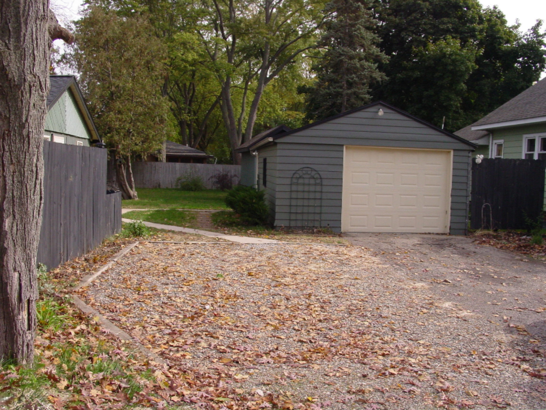 10913 Portage Road Portage, MI 49002 - Photo 4 of 22 DSC00801