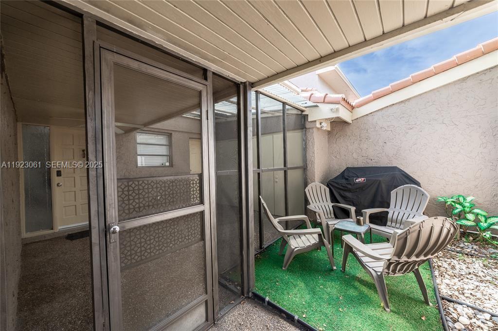 402 St Andrews Road, Unit 55 Hollywood, FL 33021 - Photo 13 of 14