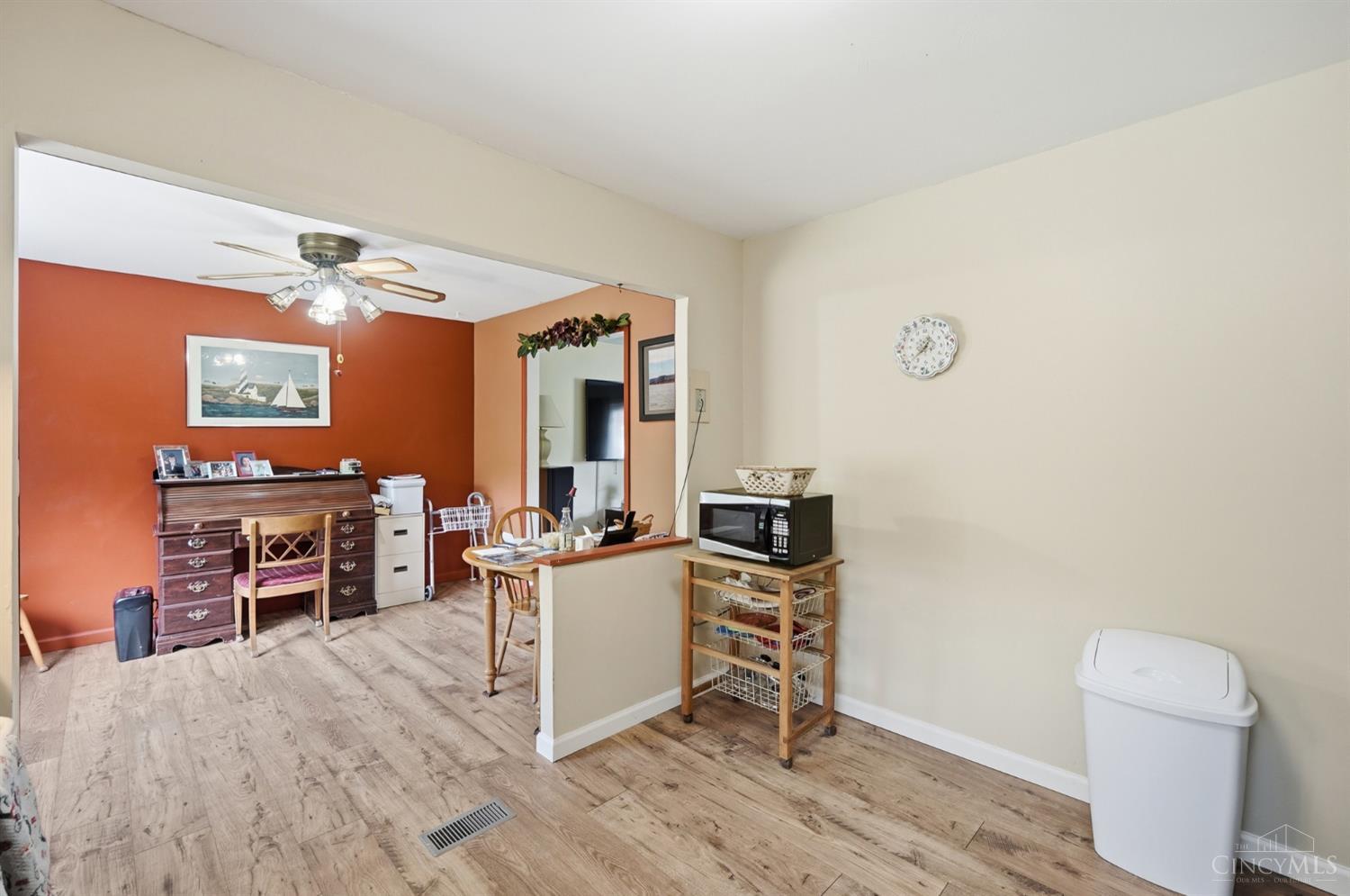 4455 Cloverhill Terrace Cincinnati, OH 45238 - Photo 22 of 78