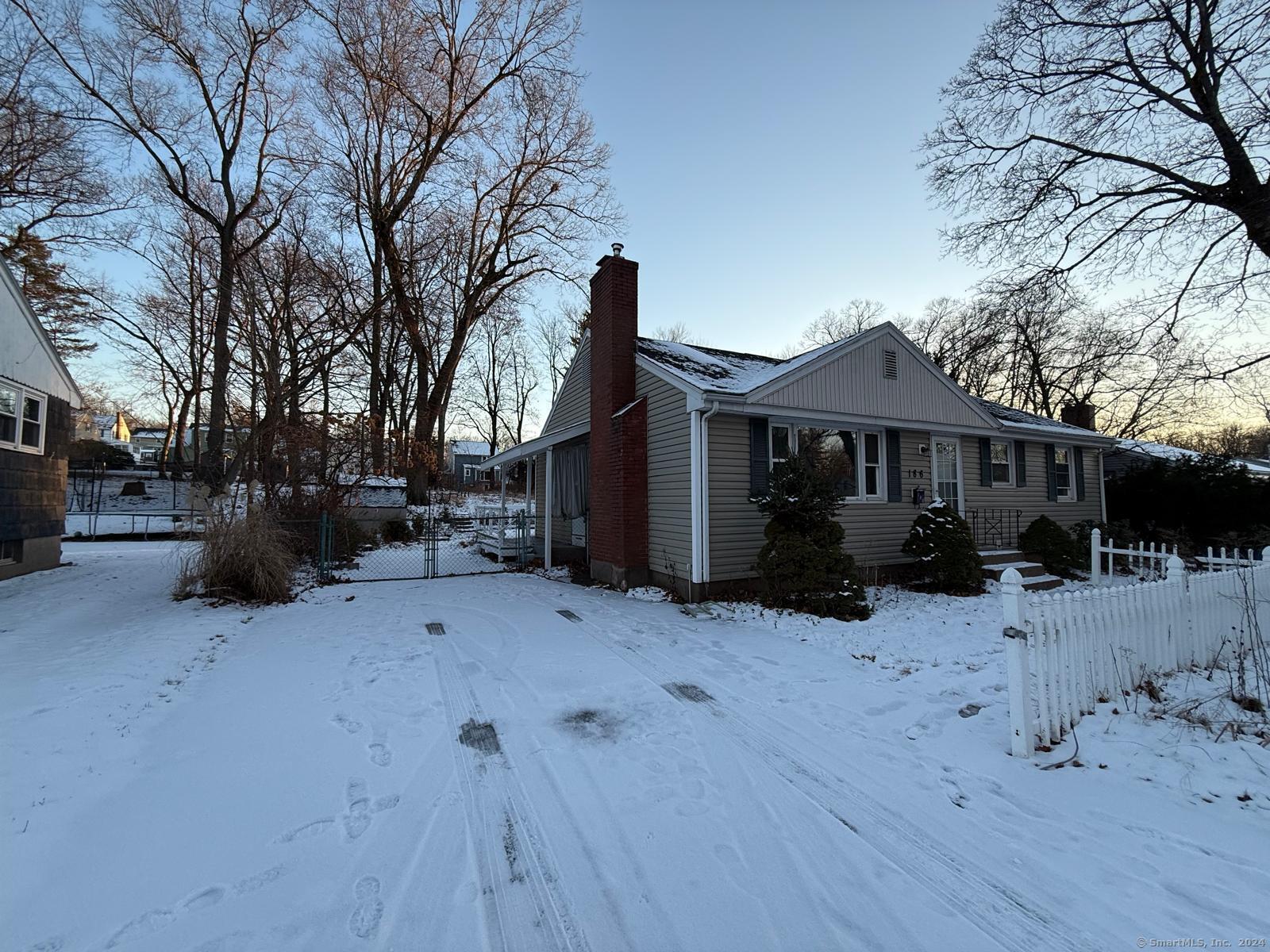 186 Green Road Manchester, CT 06042 - Photo 1 of 1