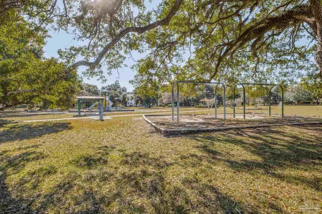 $1,850 | 1515 East Lakeview Avenue, Unit D, Pensacola, FL 32503