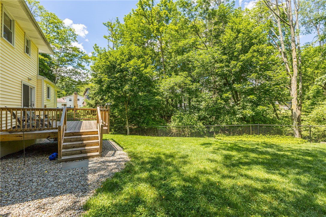 8 Meeting House Road Perinton, NY 14450 - Photo 33 of 40