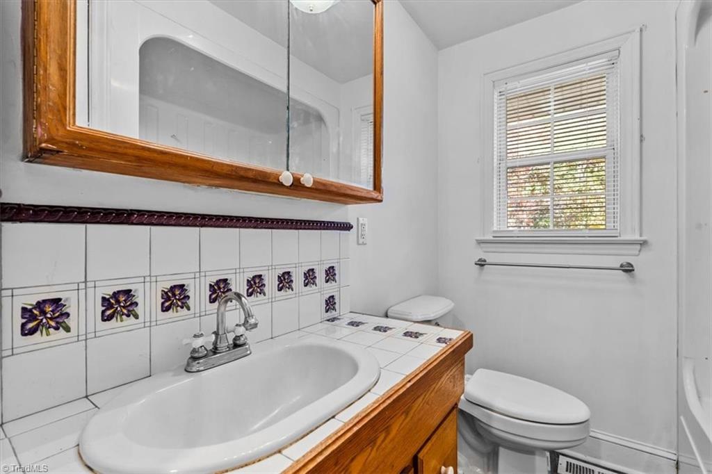 855 Blackberry Road Thomasville, NC 27360 - Photo 23 of 35