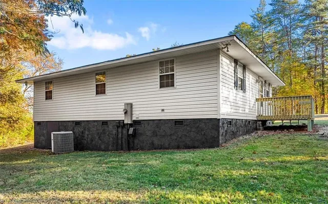 $244,500 | 855 Blackberry Road, Thomasville, NC 27360