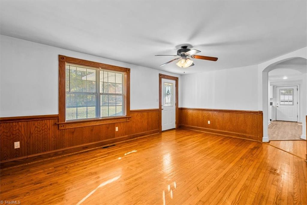 855 Blackberry Road Thomasville, NC 27360 - Photo 7 of 35