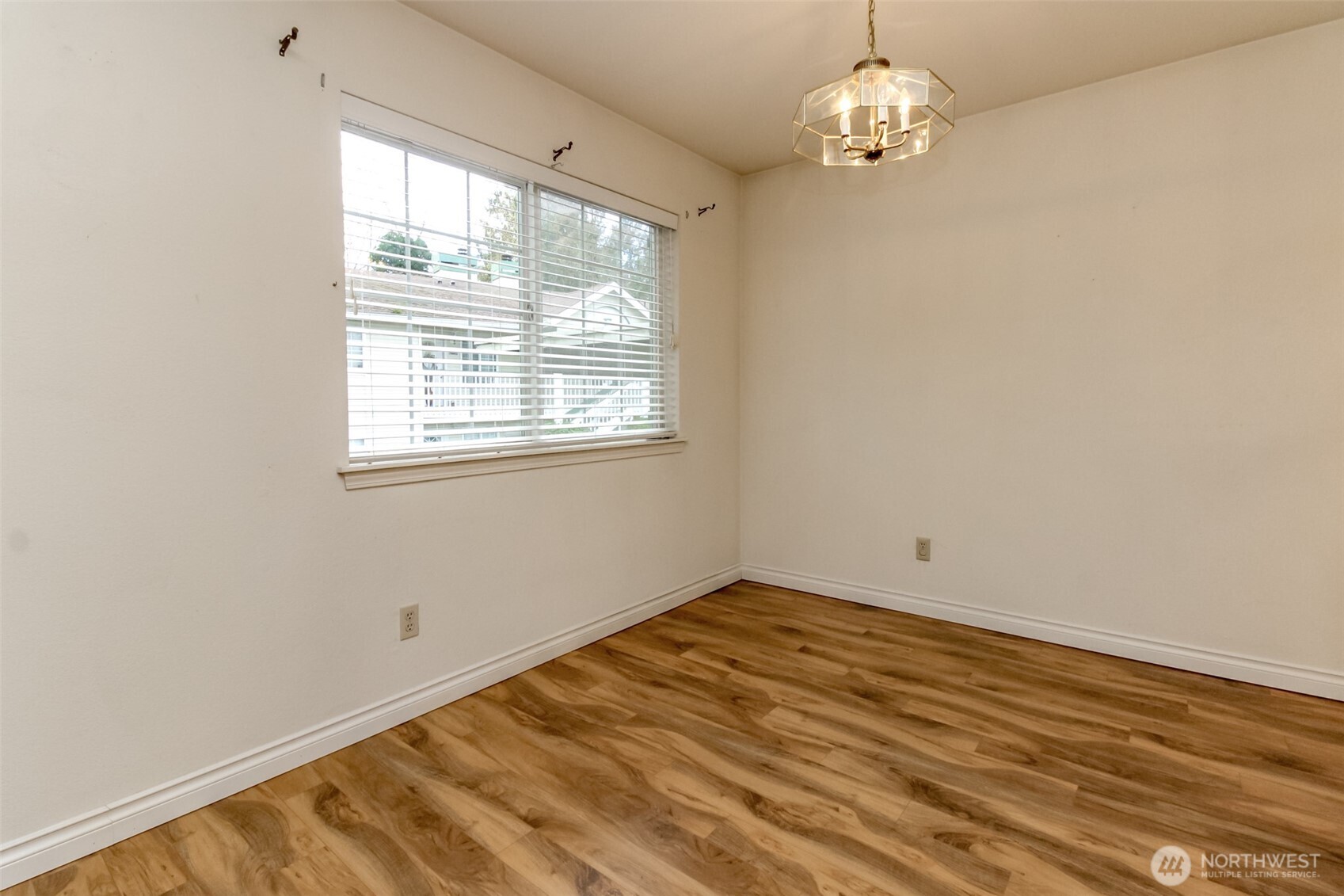 1830 South 336th Street, Unit C102 Federal Way, WA 98003 - Photo 12 of 23