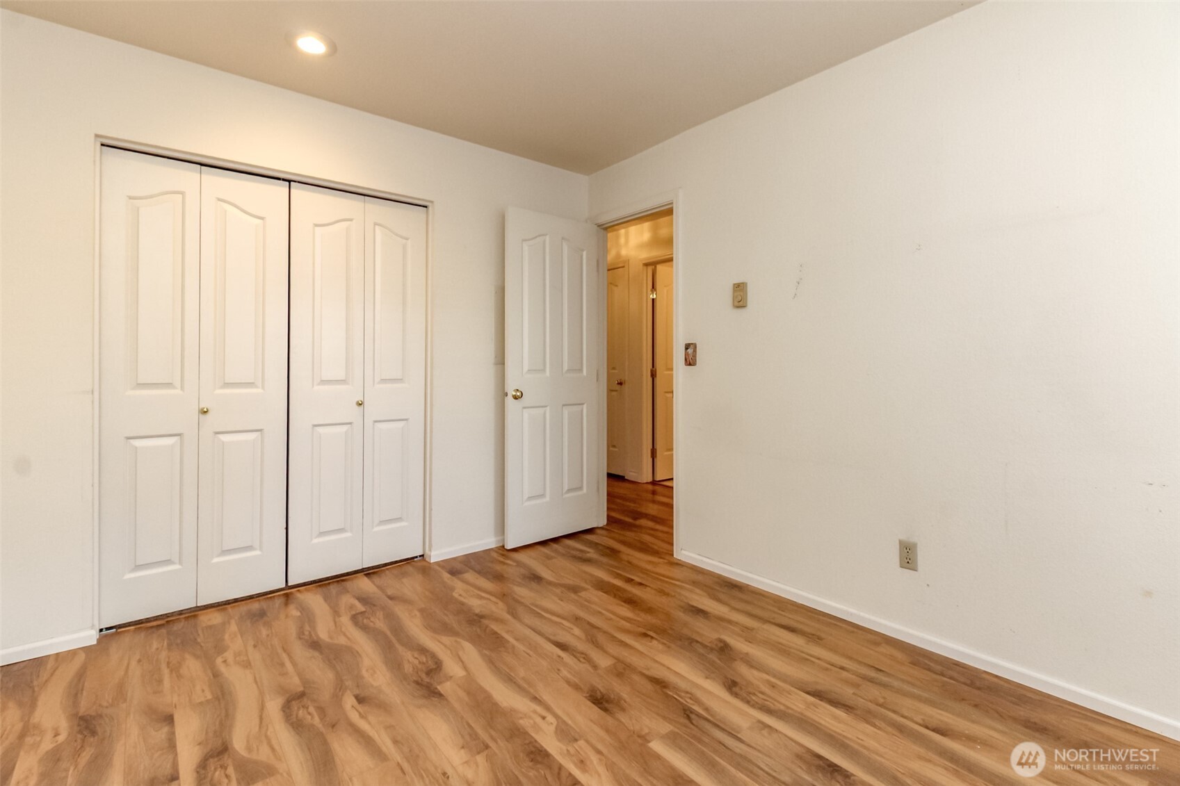 1830 South 336th Street, Unit C102 Federal Way, WA 98003 - Photo 17 of 23