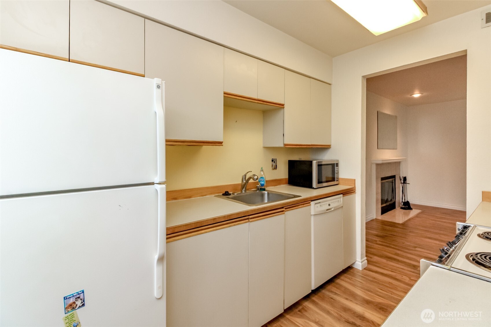 1830 South 336th Street, Unit C102 Federal Way, WA 98003 - Photo 9 of 23