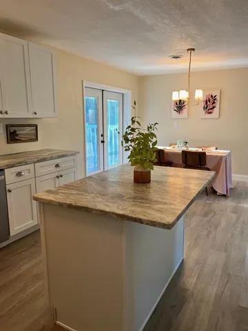 $320,000 | 1858 Southeast Lake Weir Avenue, Ocala, FL 34471