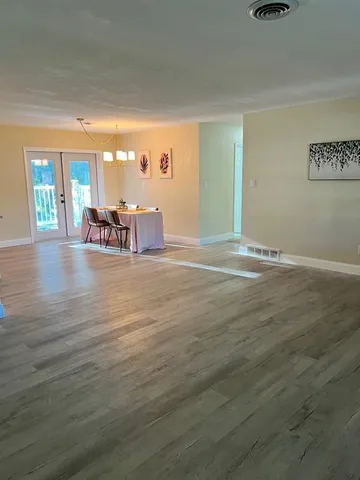 $320,000 | 1858 Southeast Lake Weir Avenue, Ocala, FL 34471