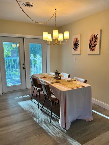 $320,000 | 1858 Southeast Lake Weir Avenue, Ocala, FL 34471