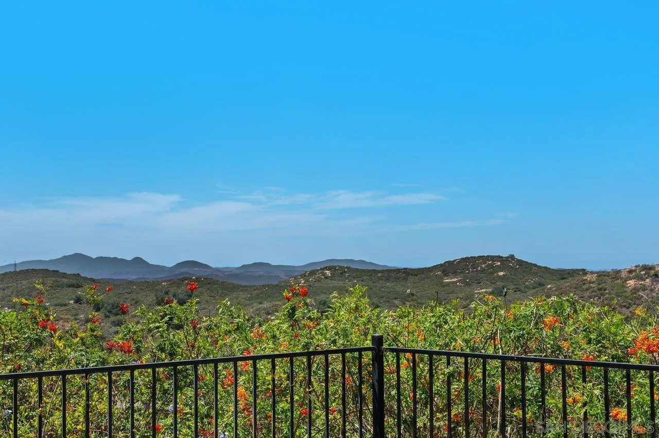 17035 Rio Maria Road Lakeside, CA 92040 - Photo 33 of 38