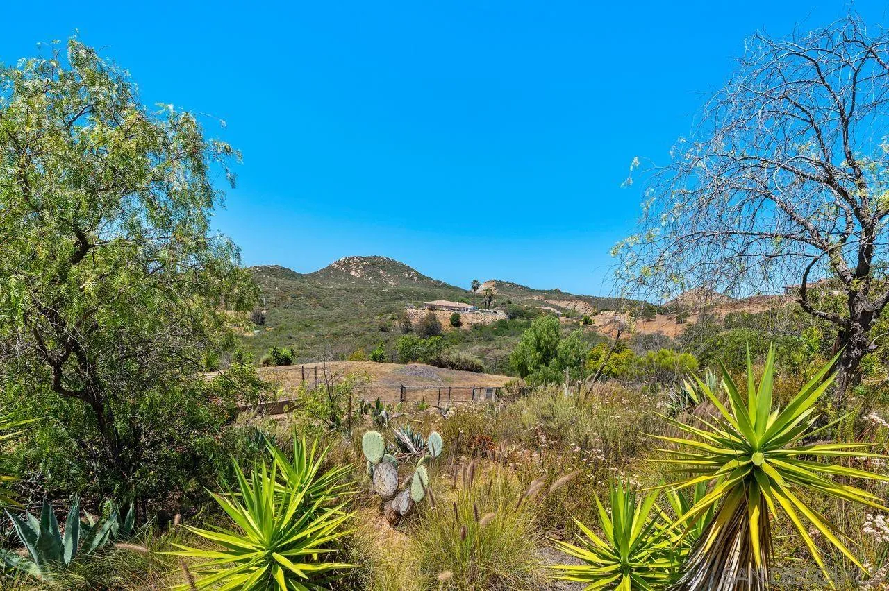 17035 Rio Maria Road Lakeside, CA 92040 - Photo 34 of 38