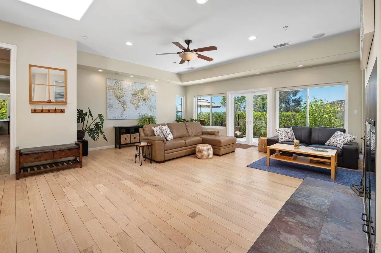 17035 Rio Maria Road Lakeside, CA 92040 - Photo 7 of 38