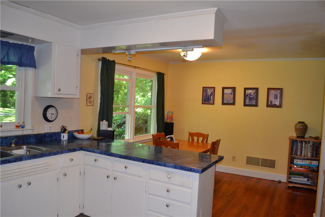 322 Pendleton Road Clemson, SC 29631 - Photo 8 of 21
