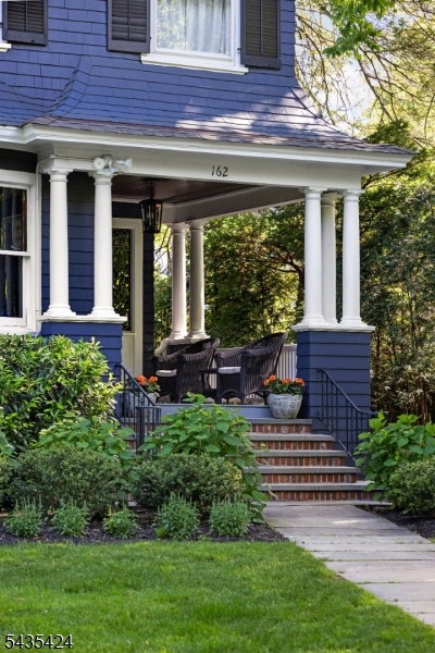 162 Union Street Montclair, NJ 07042 - Photo 2 of 49