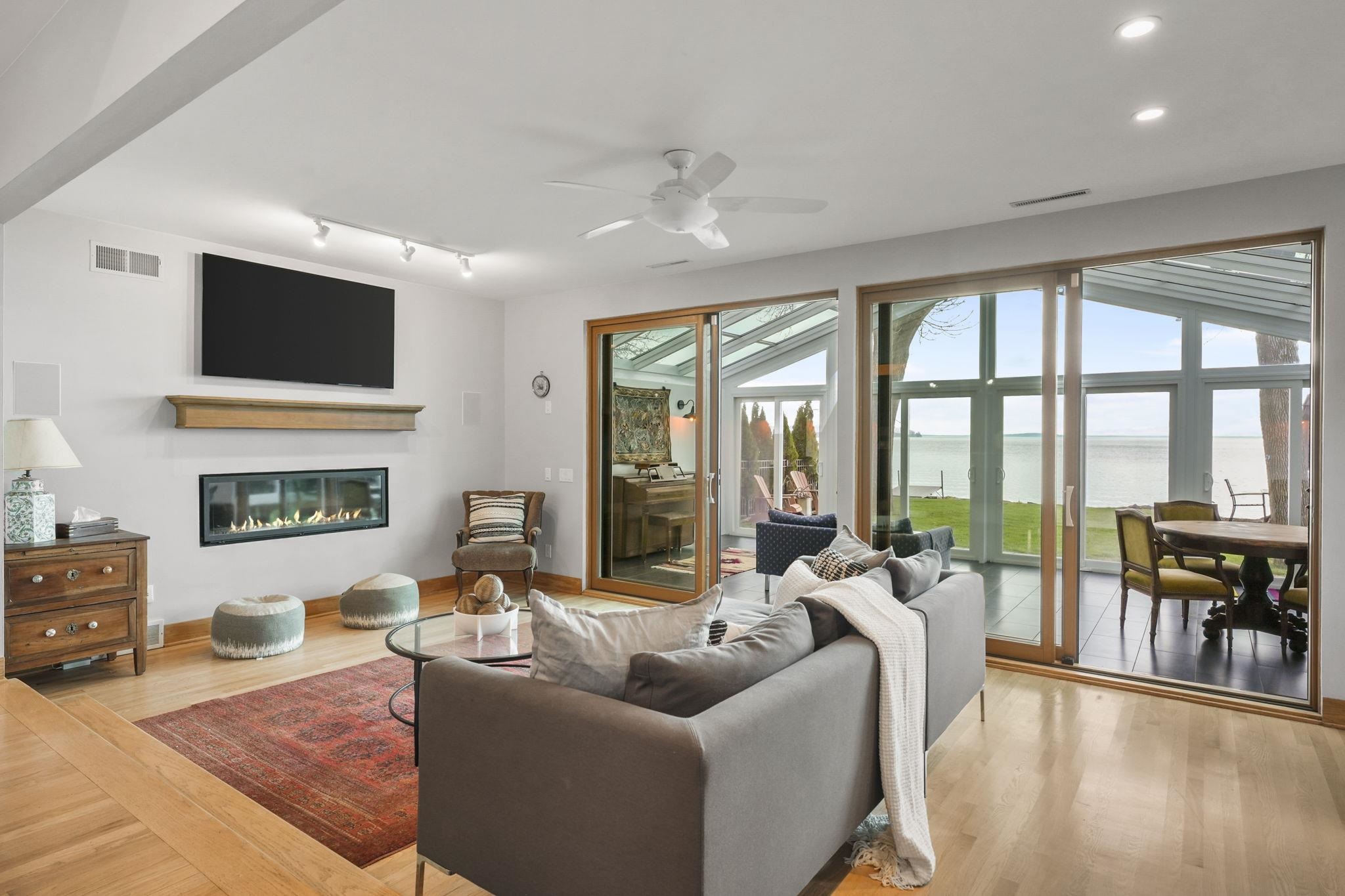 2529 Middleton Beach Road Middleton, WI 53562 - Photo 8 of 45