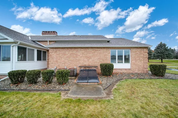$739,000 | 1111 North Lake Pleasant Road, Hillsdale, MI 49242