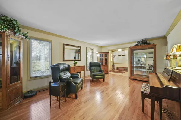 $739,000 | 1111 North Lake Pleasant Road, Hillsdale, MI 49242