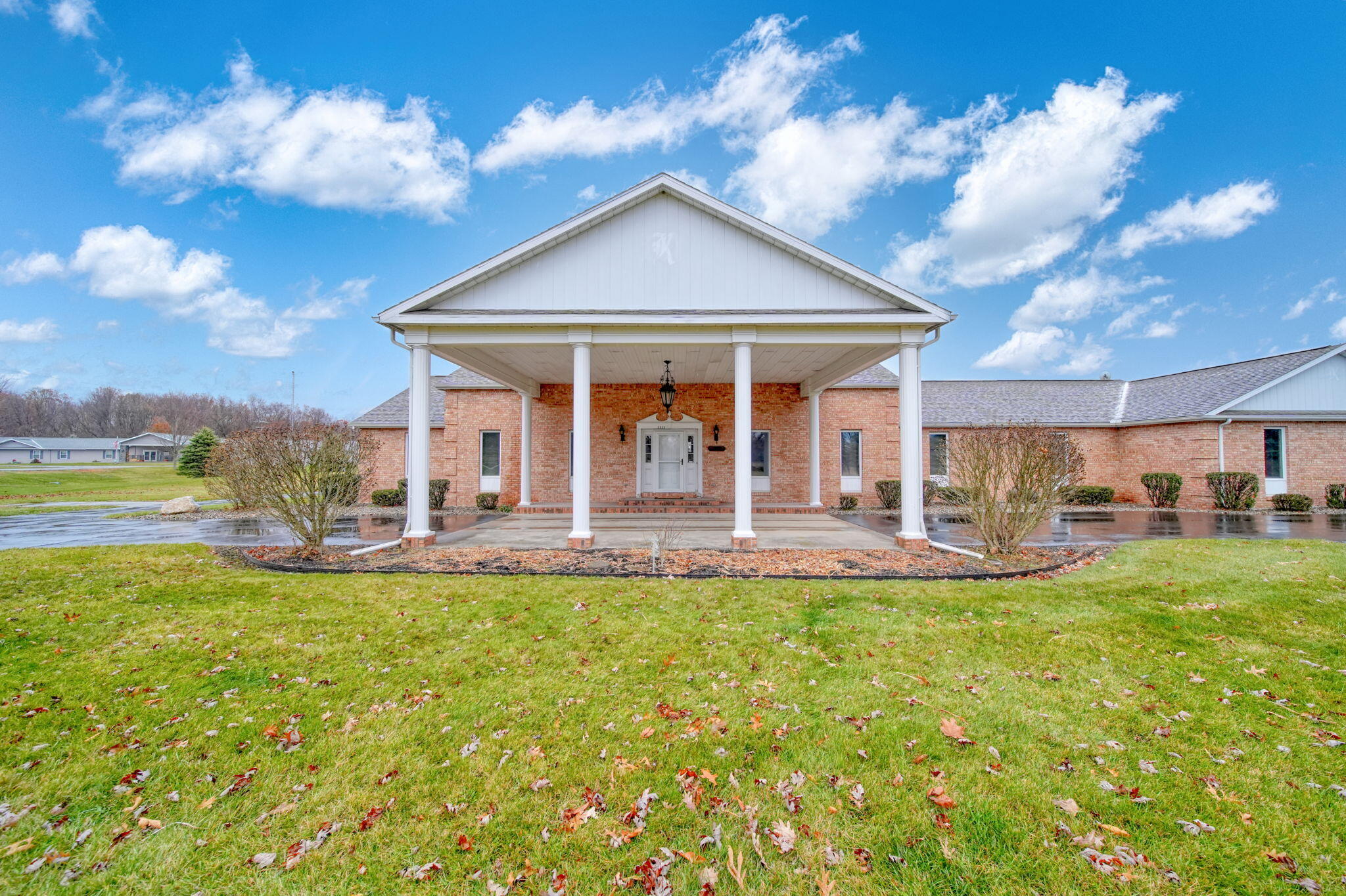 1111 North Lake Pleasant Road Hillsdale, MI 49242 - Photo 2 of 63 1000024837