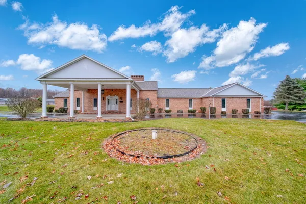 $739,000 | 1111 North Lake Pleasant Road, Hillsdale, MI 49242