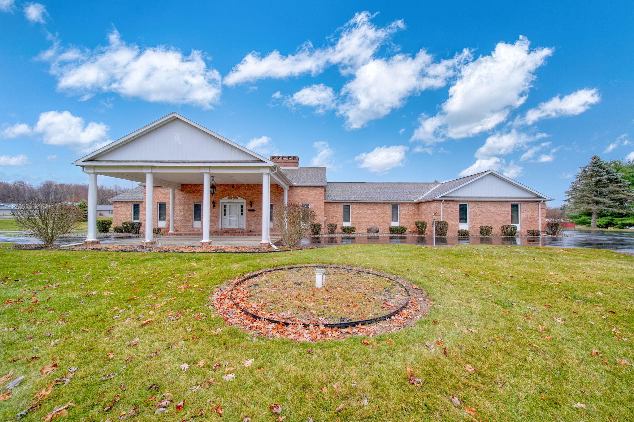 1111 North Lake Pleasant Road Hillsdale, MI 49242 - Photo 3 of 63 1000024836