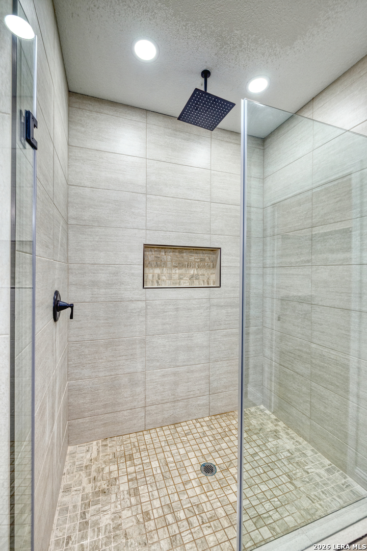 207 Riverside Drive Uvalde, TX 78801 - Photo 31 of 37 a bathroom with a shower