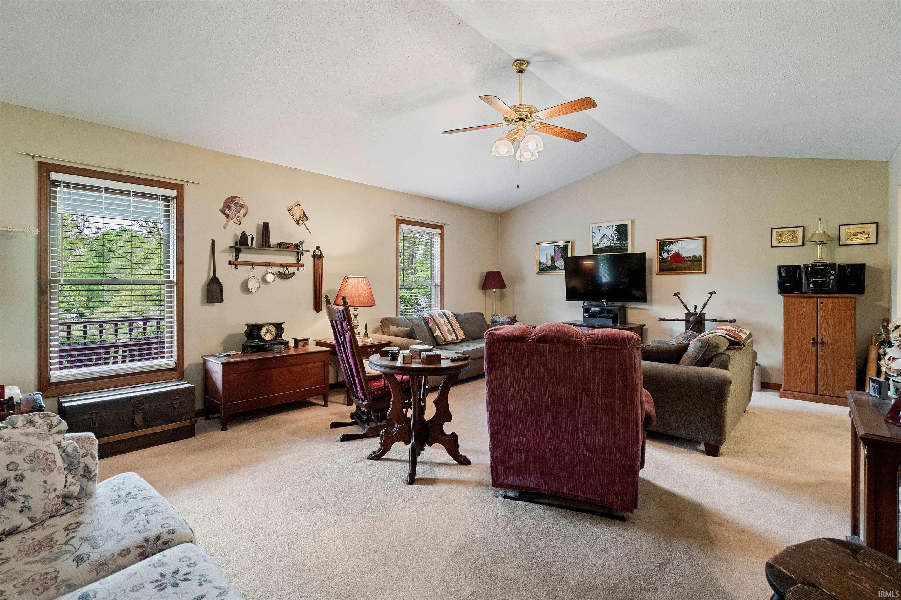 3915 West River Road Peru, IN 46970 - Photo 7 of 36