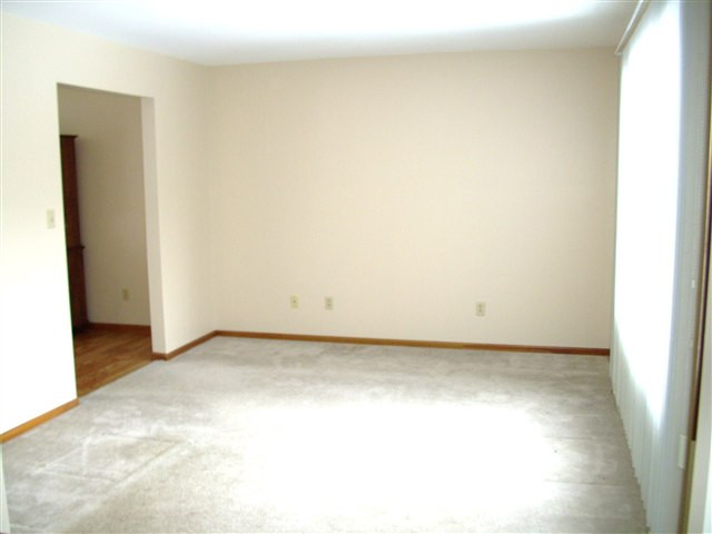 104 Putnam Road Rotterdam, NY 12306 - Photo 8 of 12 Photo 8