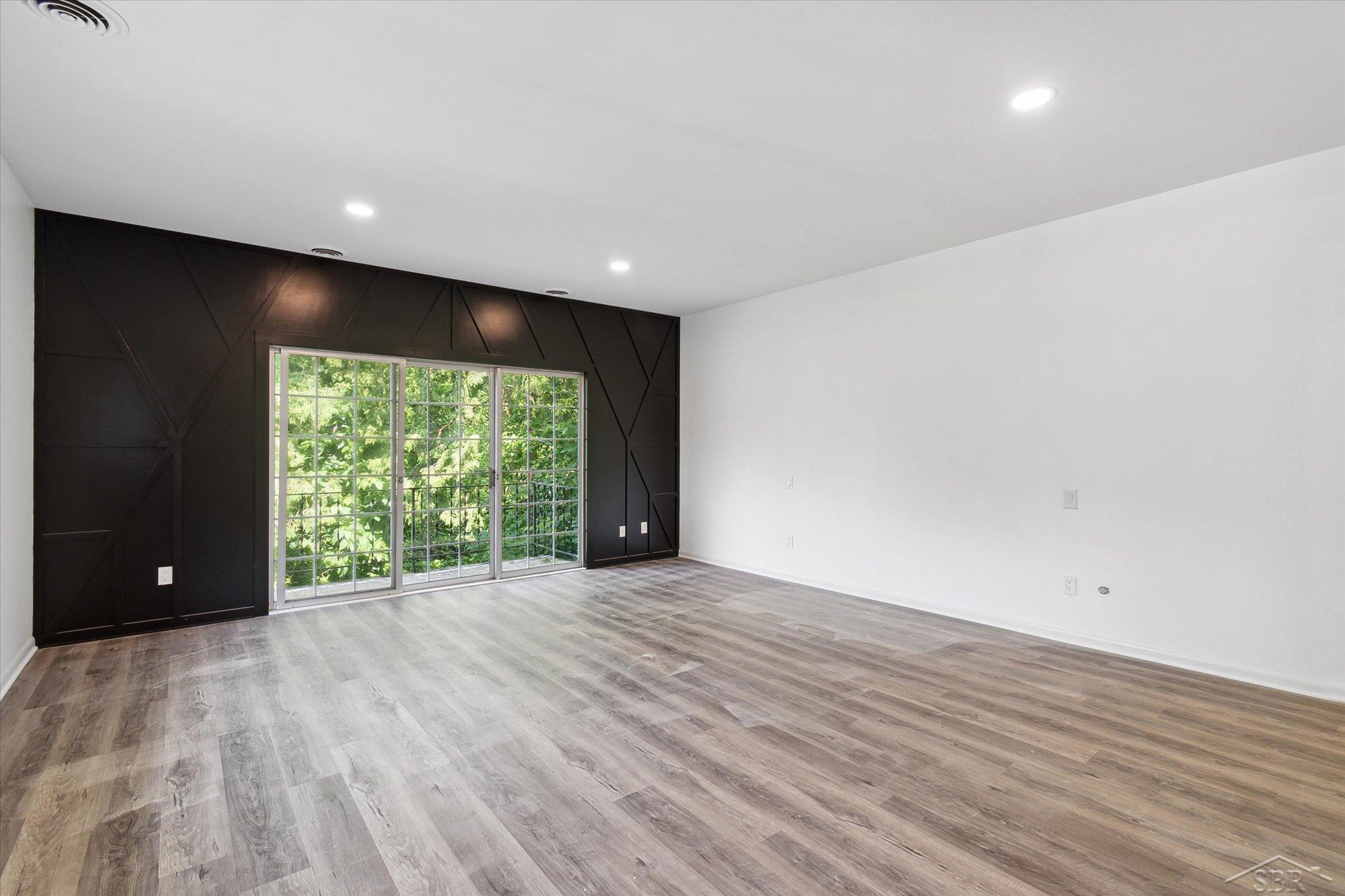 1705 Hemmeter Road Saginaw, MI 48638 - Photo 20 of 60 50128288-19.JPG