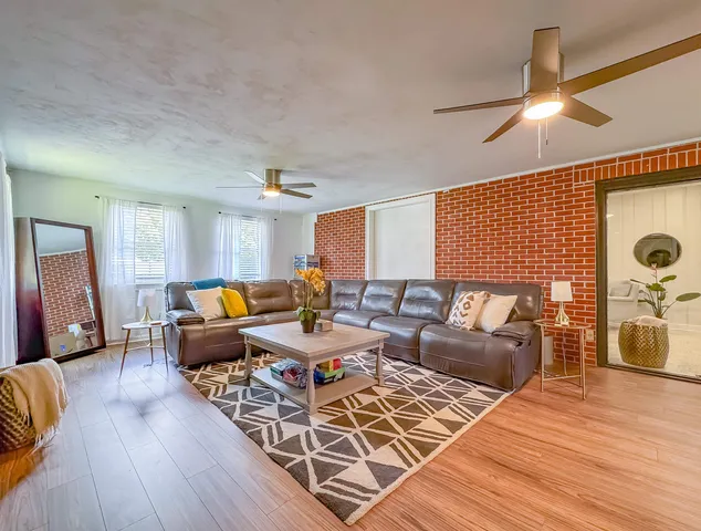 $4,650 | 1044 Seminole Drive, Tallahassee, FL 32301